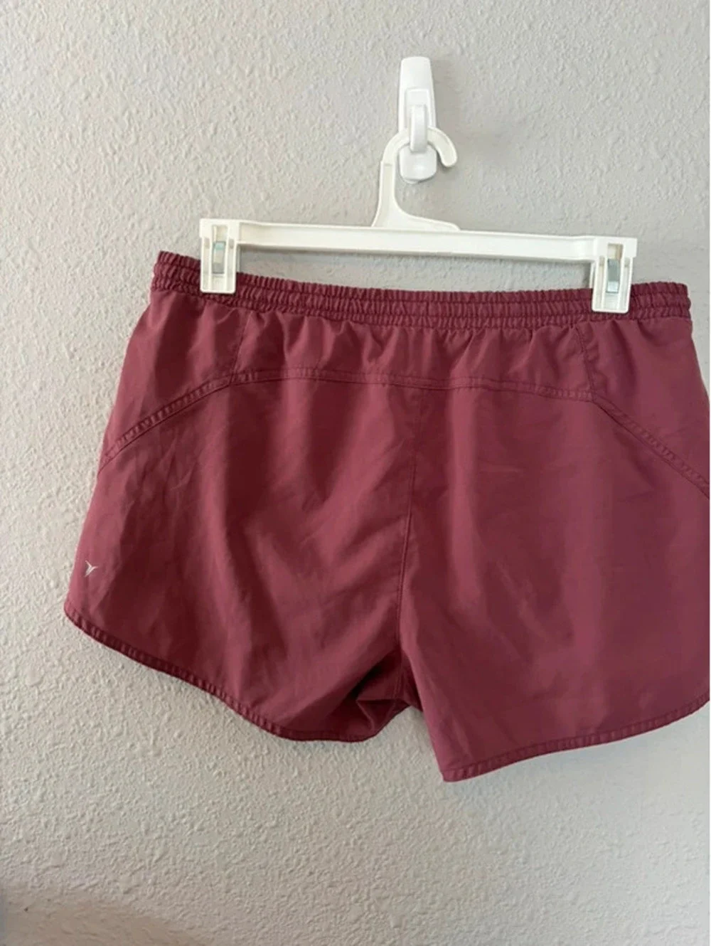 Old Navy Active Go-Dry Pink shorts size L